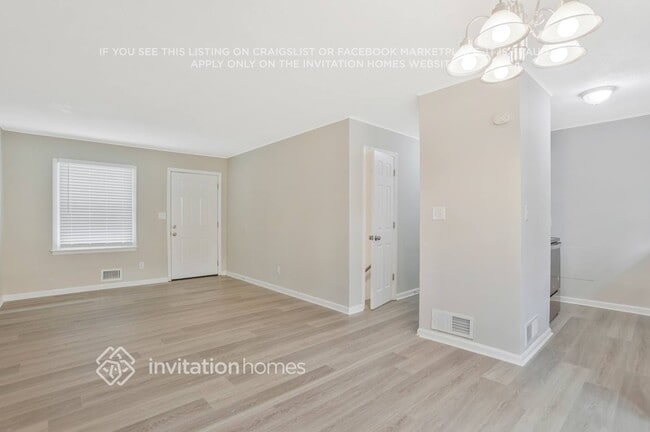 Building Photo - 2155 Venesa Cir
