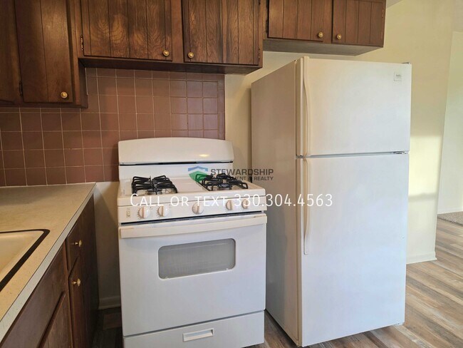 Foto del edificio - 2307 Nesmith Lake Blvd