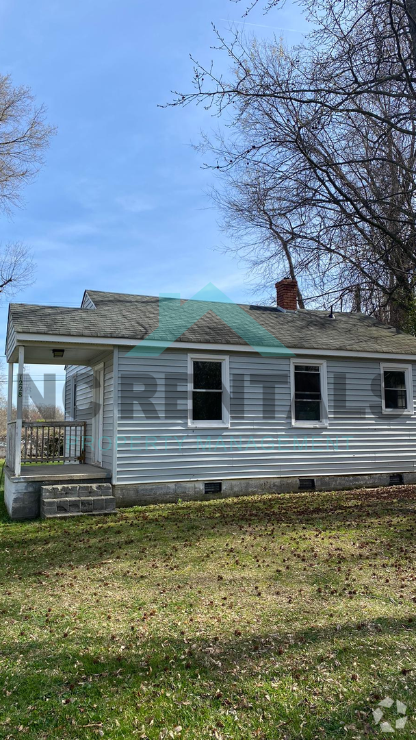 Building Photo - 1228 E Lindsay St