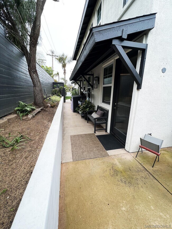 Foto del edificio - 280 Hillcrest Dr