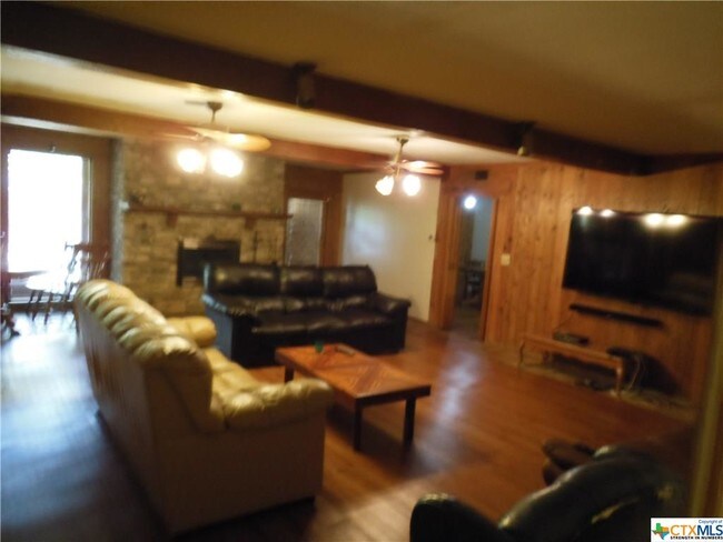 Building Photo - 1655 Kuehler Ave