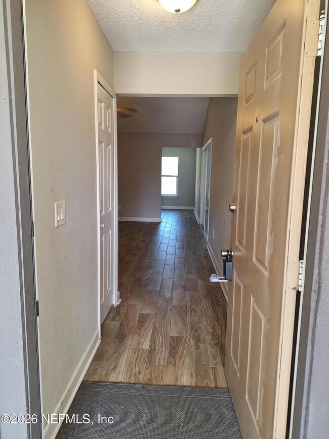 Building Photo - 3459 Excalibur Way E