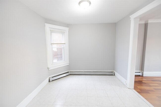 Foto del edificio - 216 Highpoint Ave