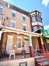 Building Photo - 1538 W Butler St