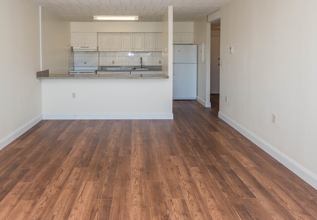 Interior Photo - Whitney Towers in the heart of the Hamden's Centerville Neighborhood