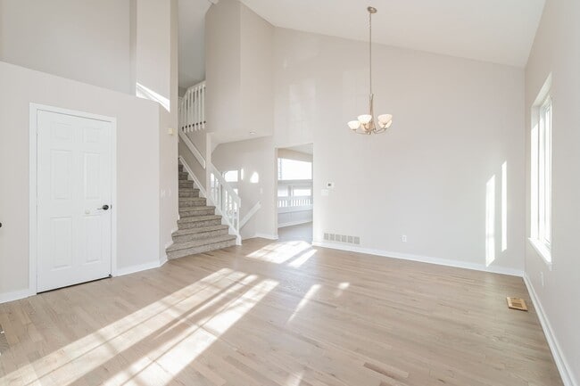 Foto del edificio - Renovated 4 Bed/ 3.5 Bath in Littleton