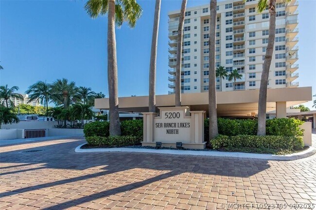 Foto del edificio - 5200 N Ocean Blvd