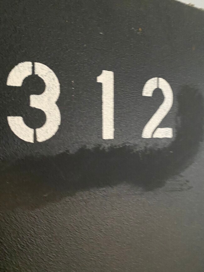 Foto del edificio - 246 Summit Ave