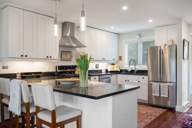 Photo du bâtiment - 565 Oxbow Crescent