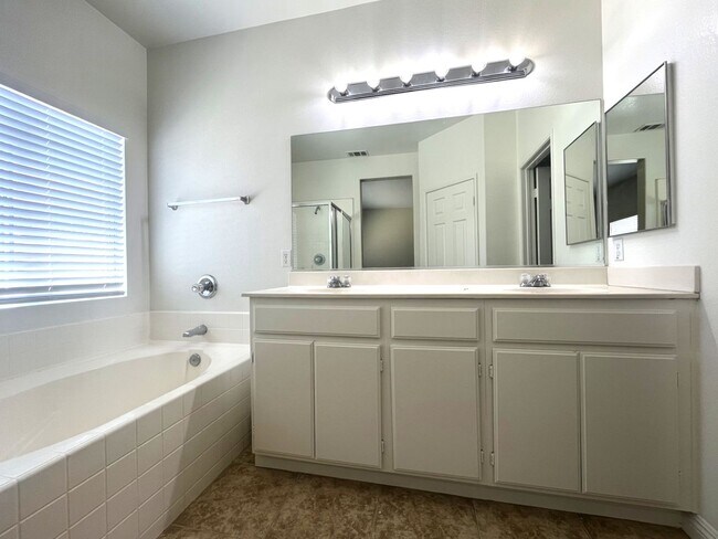 Foto del edificio - 11737 Trailwood St