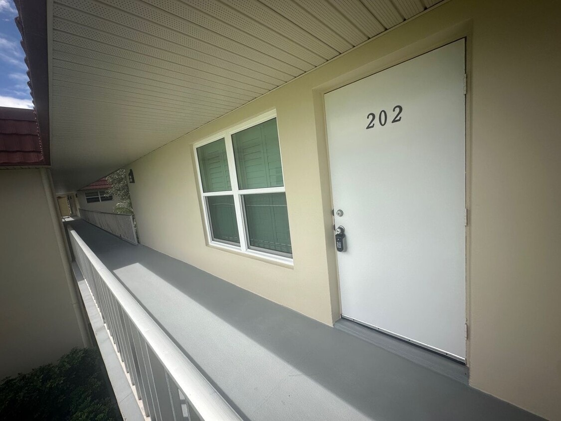 2/2 Furnished 55+ Condo - 2/2 Furnished 55+ Condo