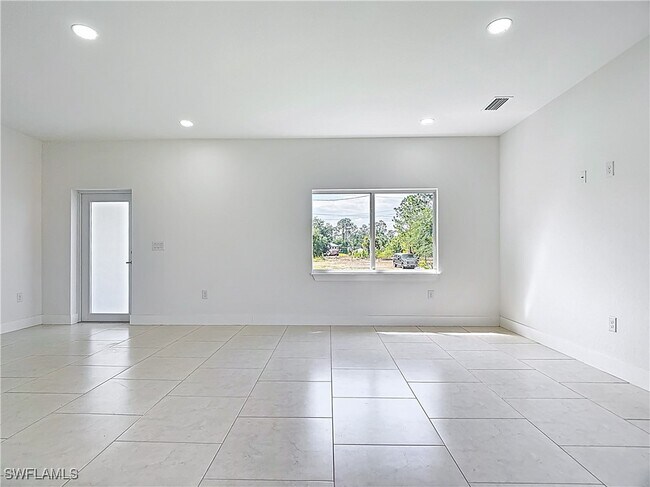 Foto del edificio - 829 Wabash St