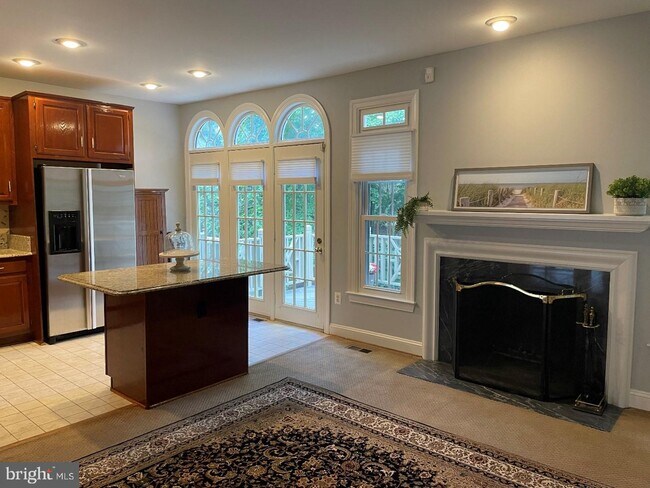 Foto del edificio - 2186 Wolftrap Ct