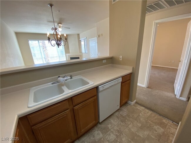 Building Photo - 7111 S Durango Dr