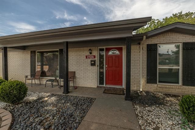 Building Photo - 2124 Ming Dr