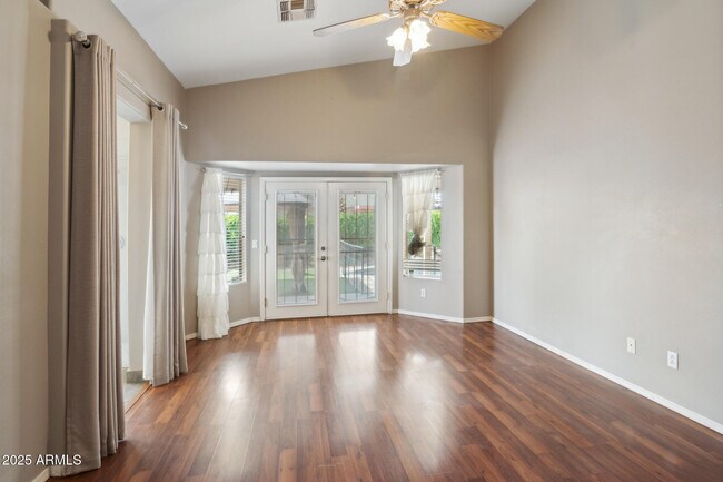 Building Photo - 8021 W Rue De Lamour