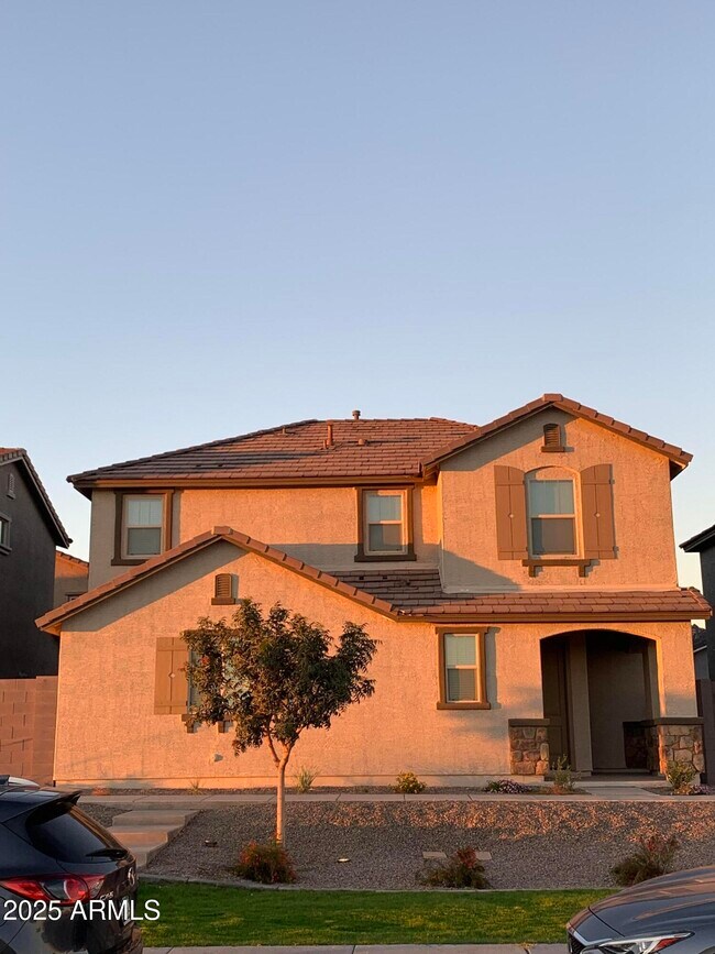 Foto del edificio - 3716 N 99th Dr