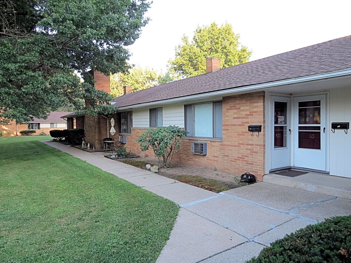 Primary Photo - Mayberry Ranch Apartments