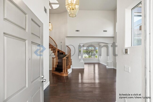Building Photo - 15128 Shining Star Ln