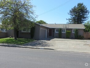 Building Photo - 504 Anson Ave