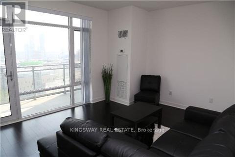 Building Photo - 360 Square One Dr