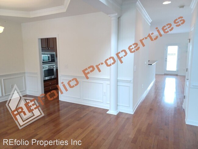 Building Photo - 5 br, 4 bath House - 820 River Song Place