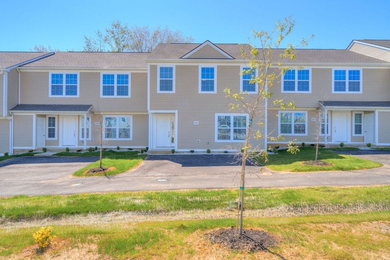 1330 Providence Blvd NW, Christiansburg, VA 24073 Townhome Rentals in