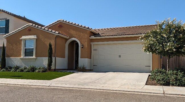 Foto del edificio - 3893 Griffith Ave