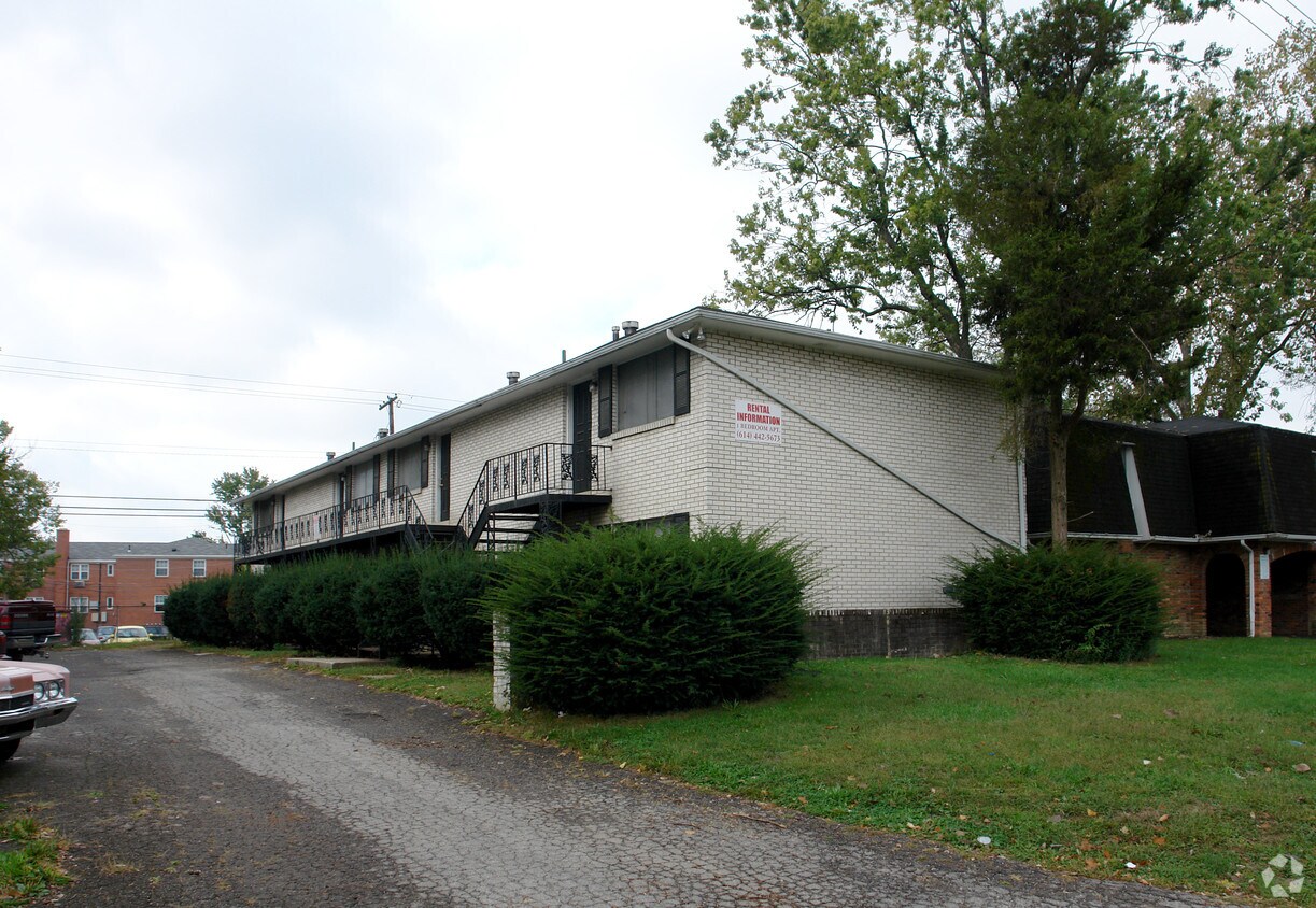 Primary Photo - 667 Riverview Dr