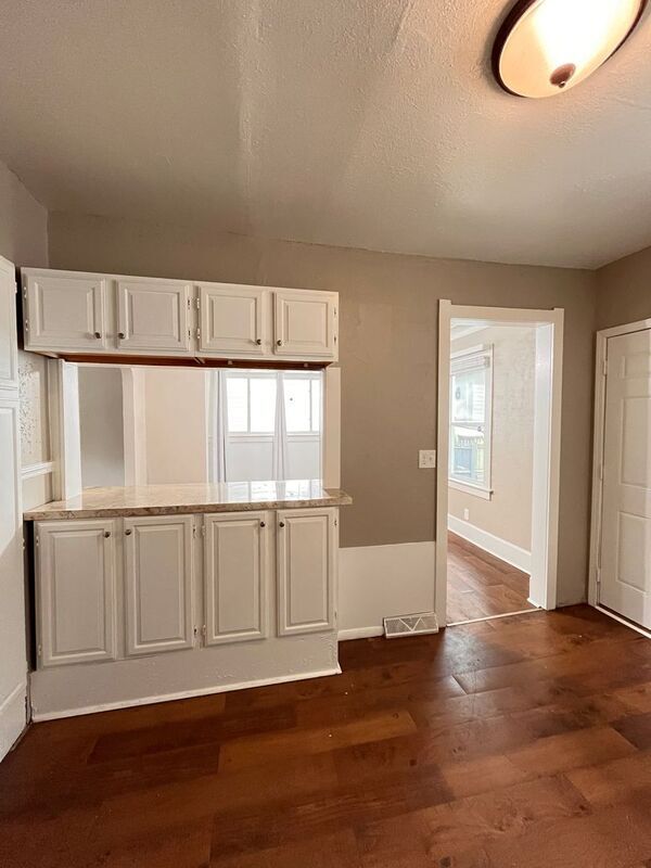 Foto del edificio - 4029 Fairview Dr