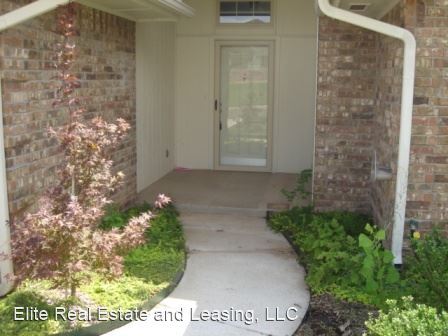 Building Photo - 3 br, 2 bath House - 1408 SE 15TH STREET