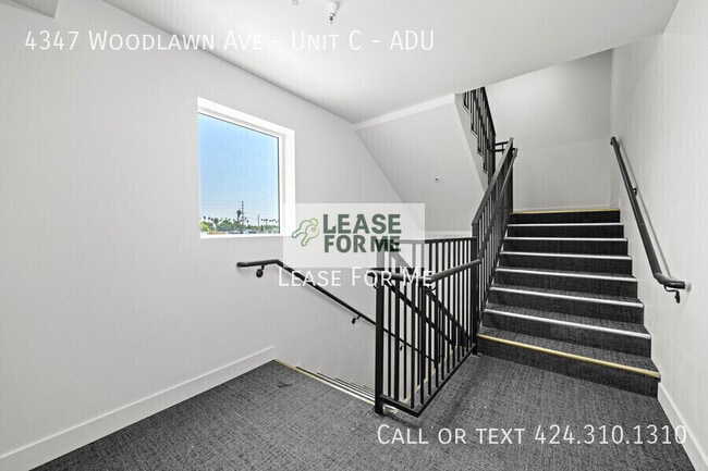 Foto del edificio - 4347 Woodlawn Ave