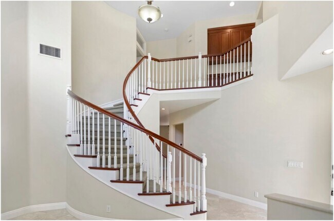 Foto del edificio - SPECTACULAR IRVINE HOME!!!!