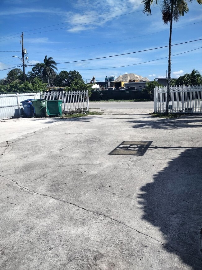 Foto del edificio - 2971 NW 132nd Ter