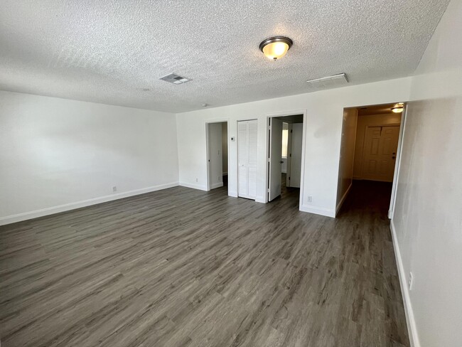 Building Photo - 5225 Wallis Rd