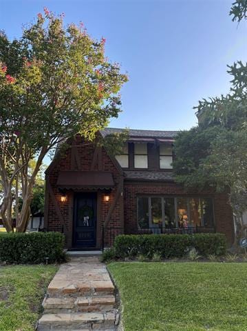 Building Photo - 3700 Bellaire Dr N