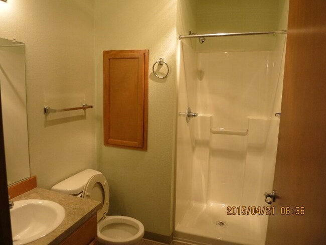 Foto del edificio - 12231-12239 SE Bush St