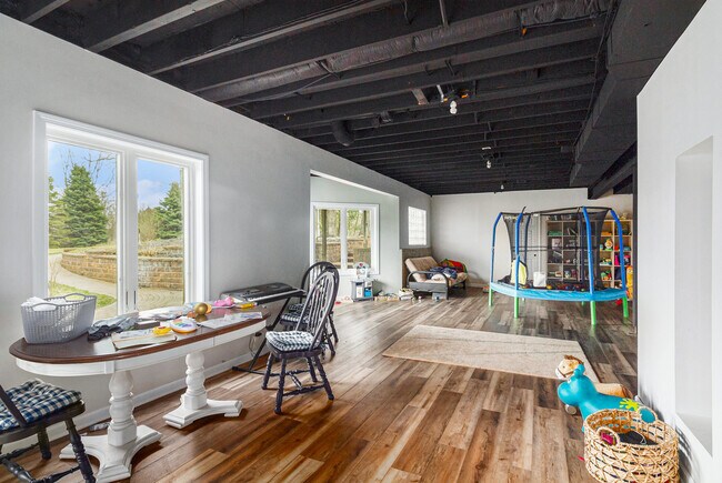 Foto del edificio - 936 Beaver Crossing Ln