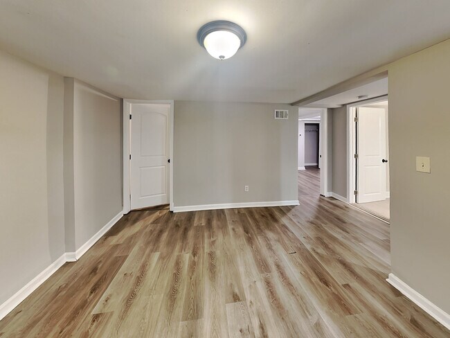 Foto del edificio - 2875 3rd Ave SW