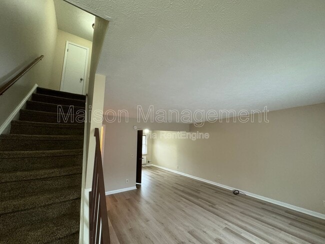 Building Photo - 419 Britton Rd