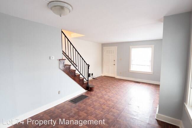 Foto del edificio - 3 br, 1 bath House - 528 N Nagle Street