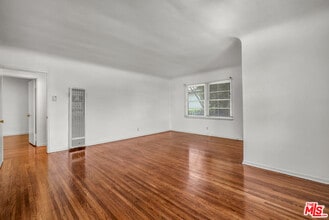 Building Photo - 4225 Campbell Dr