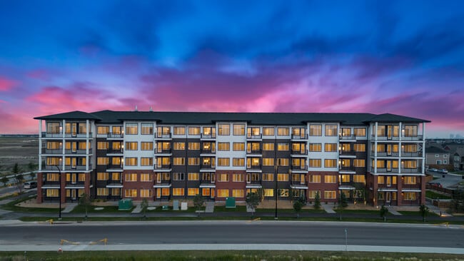 Building Photo - 395 Skyview Pky NE