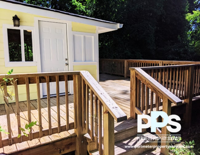 Building Photo - 3253 Pebble Dr