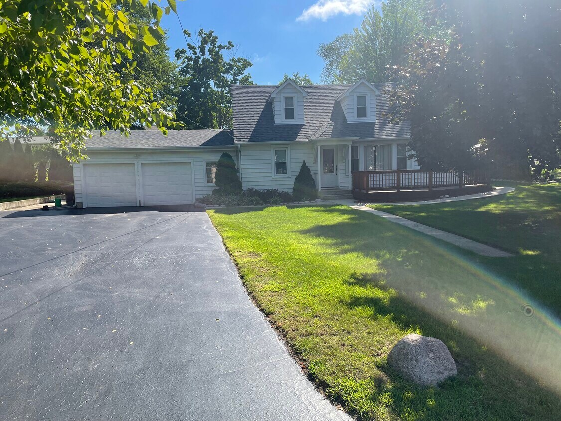 Foto principal - 11743-11213 213th Ave