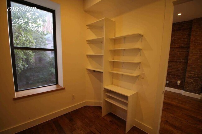 Foto del edificio - 67 W 130th St