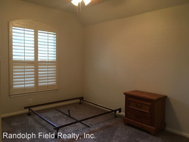 Building Photo - 3 br, 2 bath House - 2851 WILD CHERRY