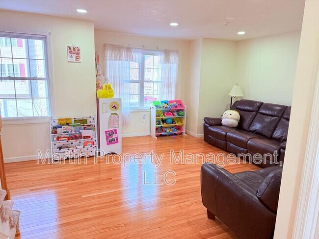 Foto del edificio - 140 Stedman St