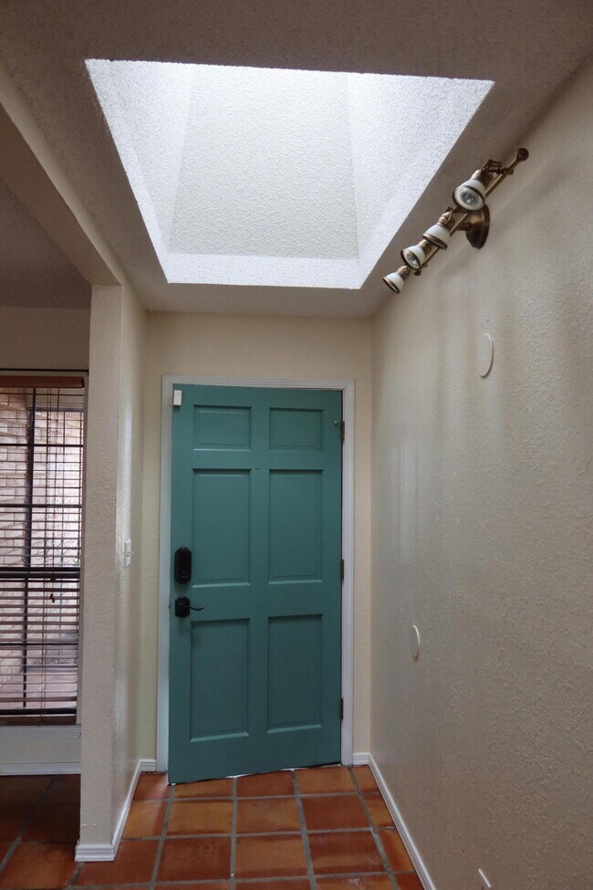 Building Photo - 1674 Donna Caponi Ln