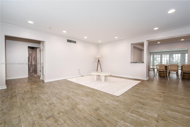 Building Photo - 1280 95th St